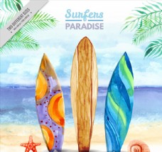 度假3个立在沙滩上的彩色冲浪板