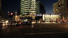 Bahnhof波茨坦广场入口夜景