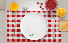 桌子俯视图西式餐饮餐具刀叉盘子配料桌布